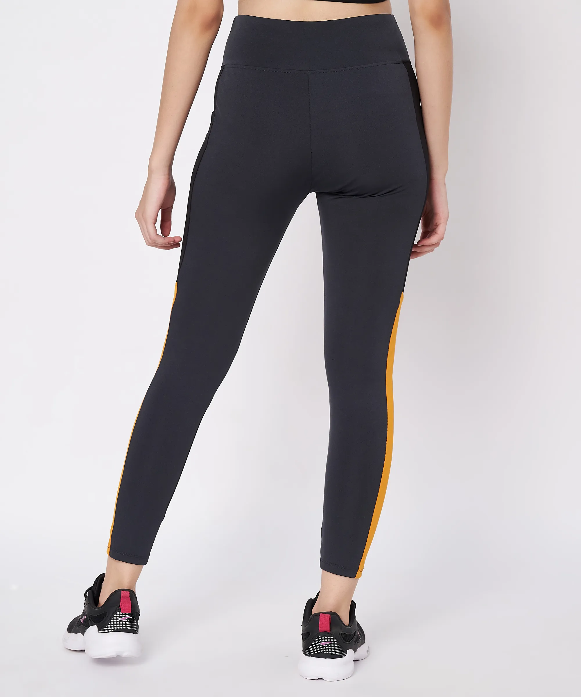 Avatrois-Womens-Colorblock-Leggings-back-view